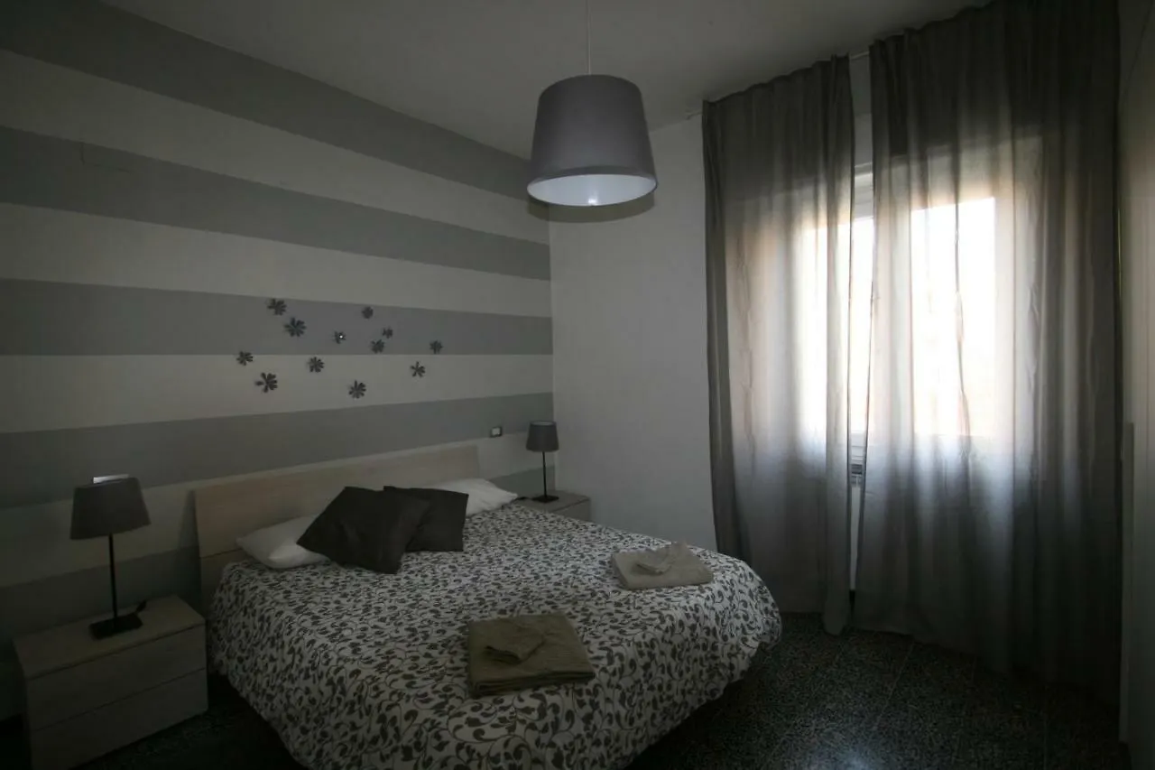 Ca Rossi City House Apartment La Spezia 0*,
